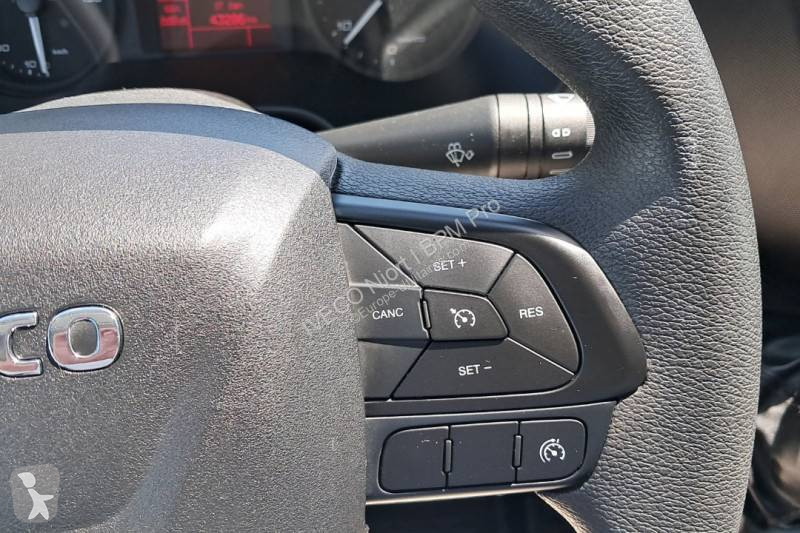 Furgoneta Iveco