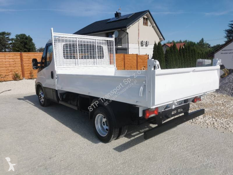 عربة نفعية Iveco