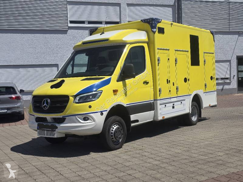 عربة نفعية Mercedes