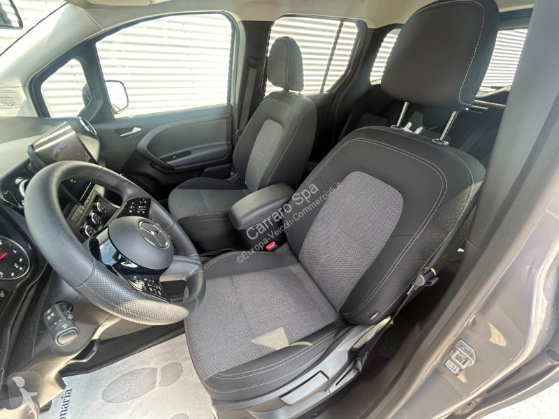 Furgoneta Mercedes W420/e