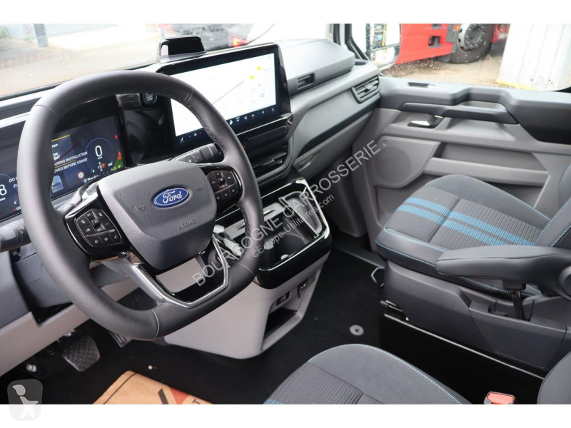Véhicule utilitaire Ford TRANSIT CUSTOM 2.0...