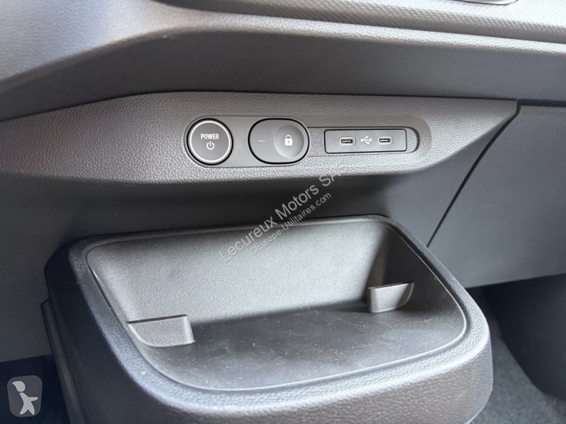 Veicolo commerciale Renault E-tech (4) techno...