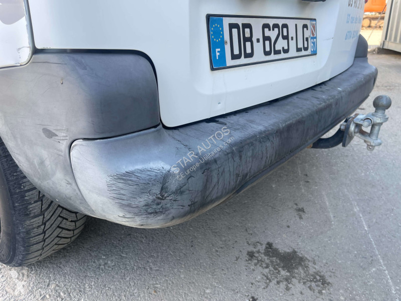 عربة نفعية Peugeot