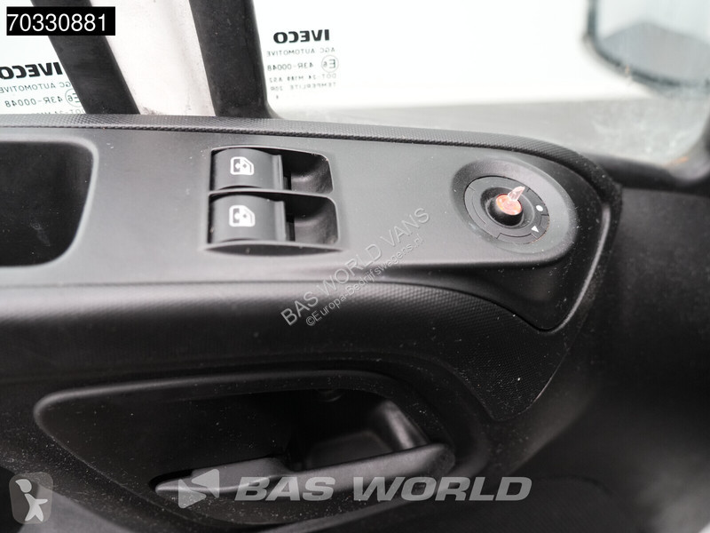 Nyttofordon Iveco 35C17 3.0L Dubbellucht Open...