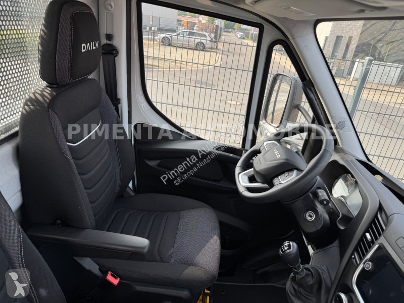 Furgoneta Iveco 70C18H PRITSCHE STAHLBOD 4,80m...