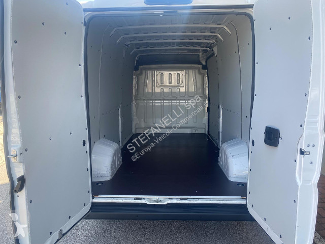 Furgoneta Fiat Ducato 35 L3H2 2.2