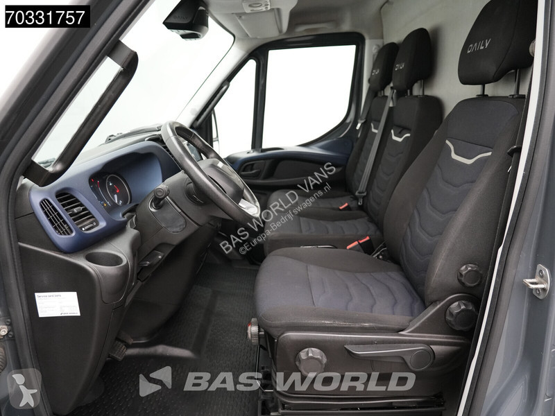 Лекотоварен автомобил Iveco 35C18 3.0L Automaat...