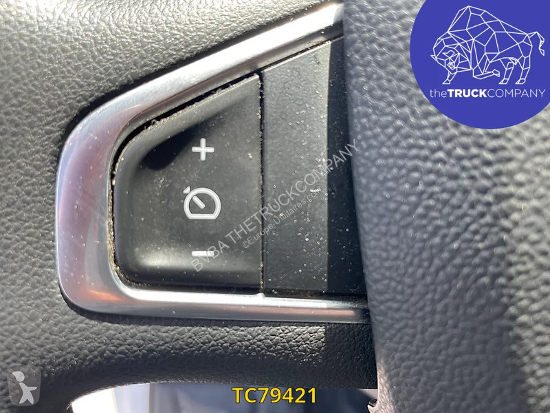 Furgoneta Renault 2.3 DCI KOFFER MET LAADBRUG
