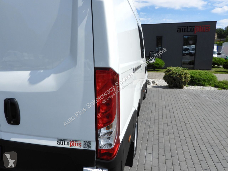 Furgoneta Iveco 35C16 DAILY