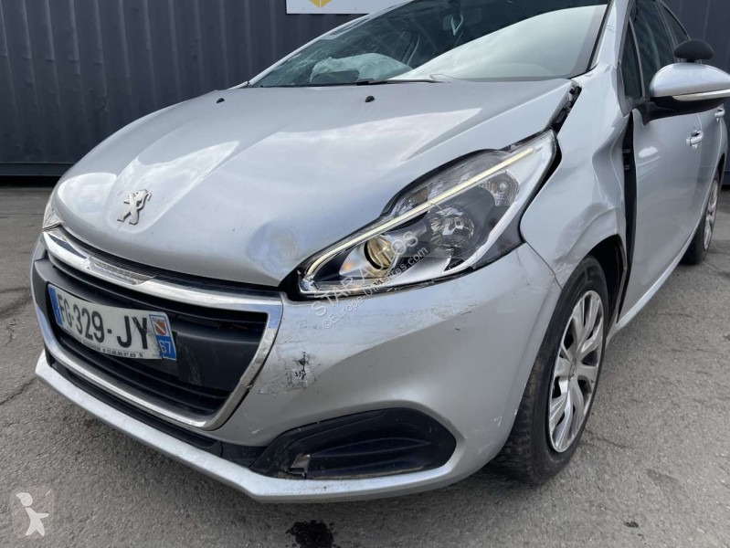 عربة نفعية Peugeot
