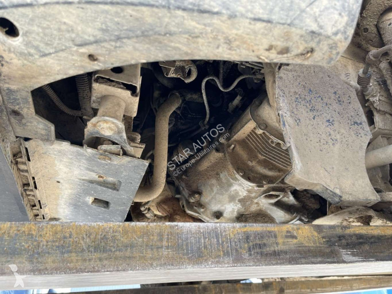 عربة نفعية Peugeot