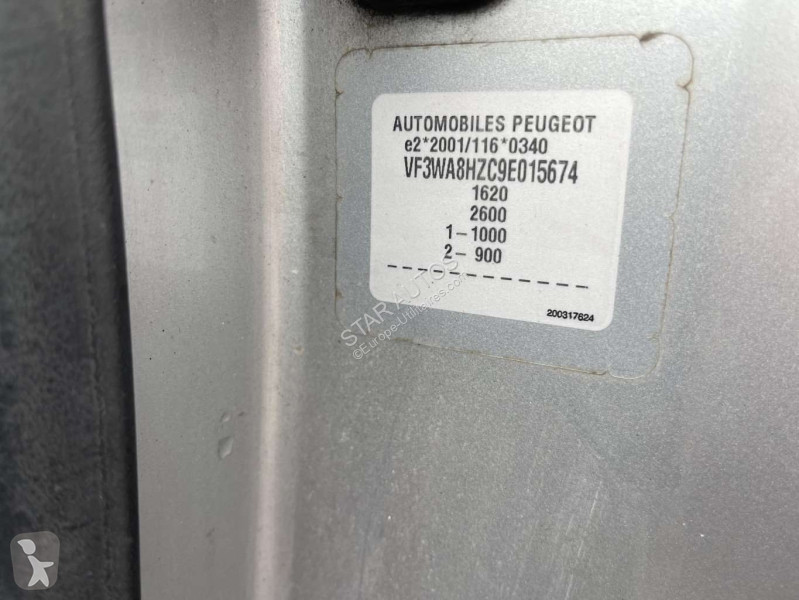 Peugeot  van