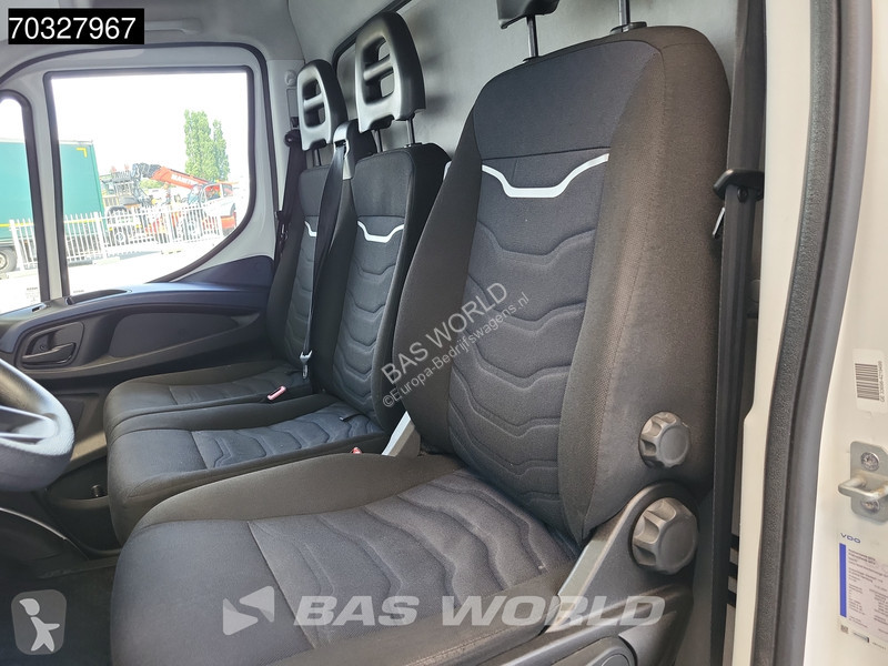 Furgoneta Iveco 72C18 3.0L Automaat Bakwagen...