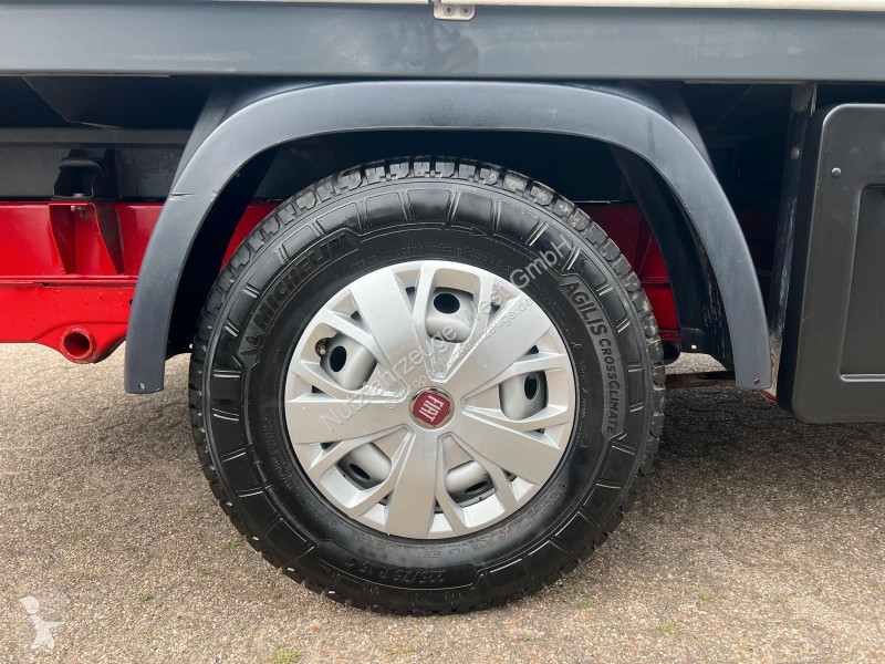 عربة نفعية Fiat Maxi DoKa...