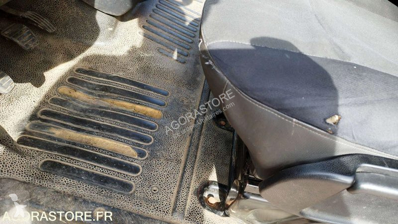 عربة نفعية Renault MASTER