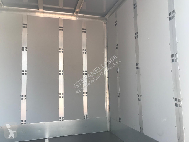 عربة نفعية Citroën Jumper 35 L4 2.2 bluehdi...