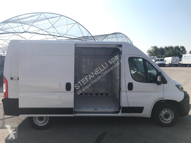عربة نفعية Fiat Ducato 33 MH2 2.2 mjt3 120cv...