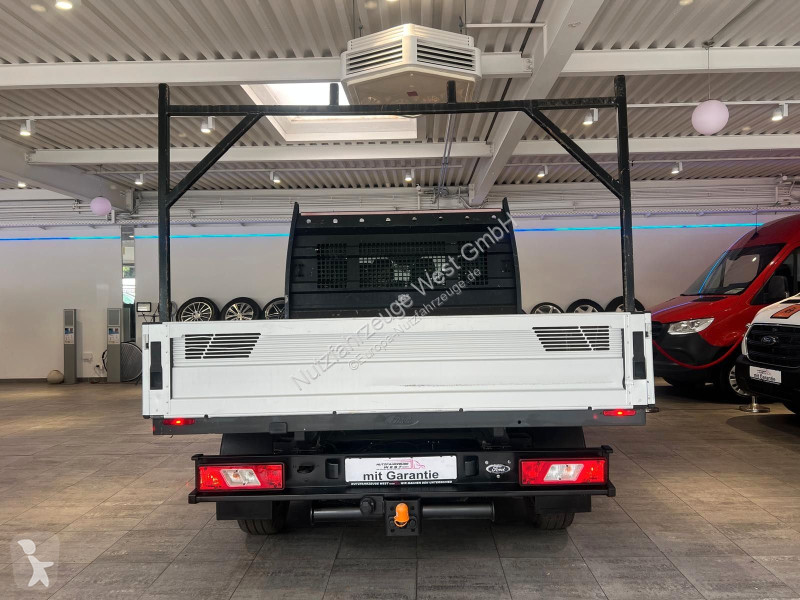 عربة نفعية Ford Maxi DoKa Pritsche...