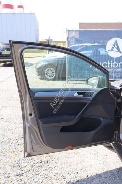 Volkswagen  Transporter