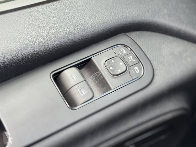 عربة نفعية Mercedes 319 CDI Fourgon Standard...