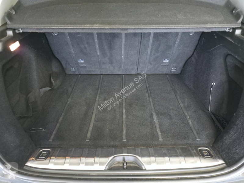 Véhicule utilitaire Peugeot 2008 1.6 e-HDi FAP...