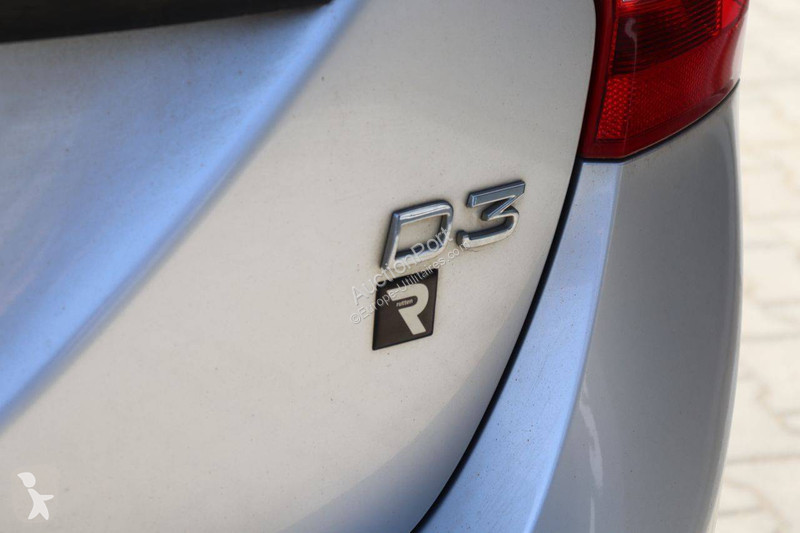 Samochód dostawczy Volvo D3 R-Design