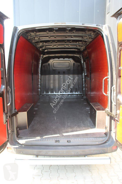 عربة نفعية Renault Crossover