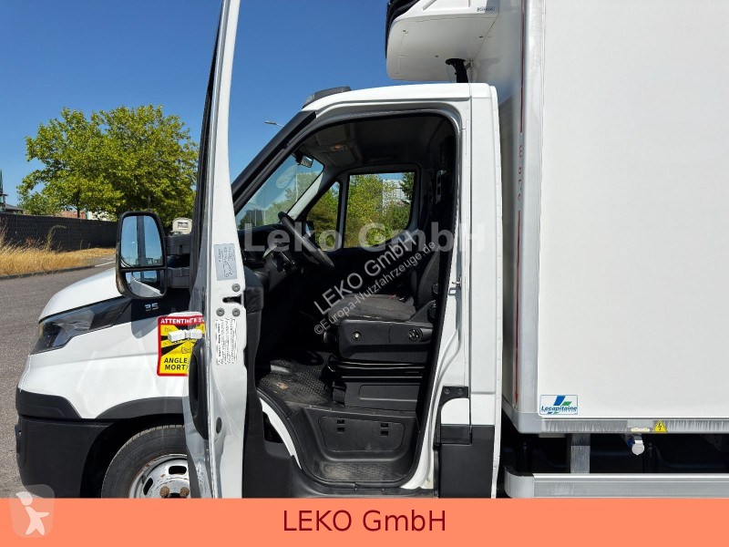 Furgoneta Iveco 35C12 Mit Carrier Xr 350