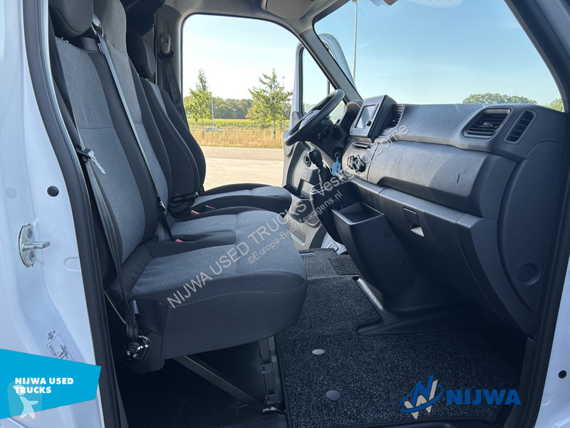 Furgoneta Renault T33 135 L2H2 Navigatie +...