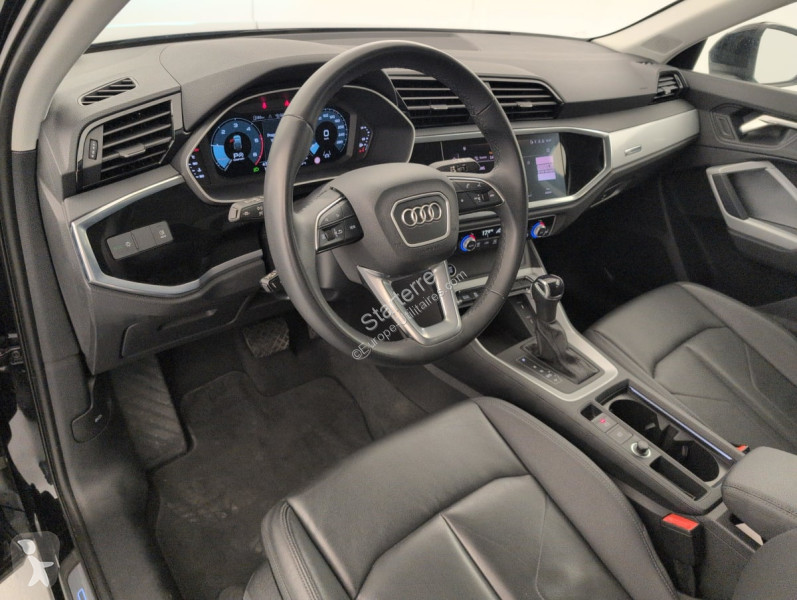 Audi Q3 Transporter