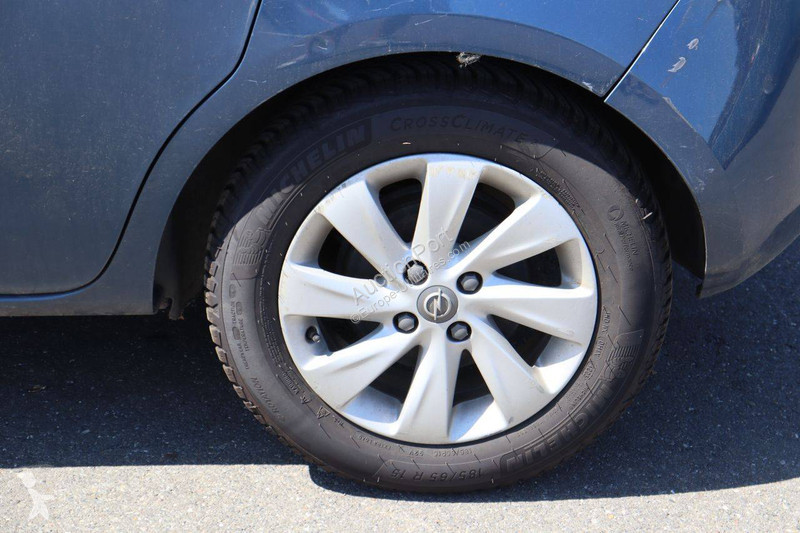 Samochód dostawczy Opel