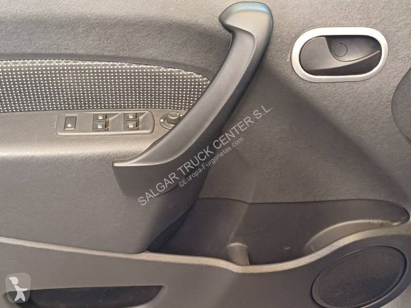 عربة نفعية Mercedes