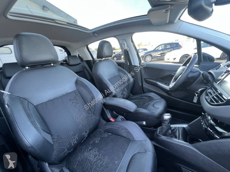Peugeot 1.6 e-HDi 92ch 5cv Féline 1erMain 5Port...