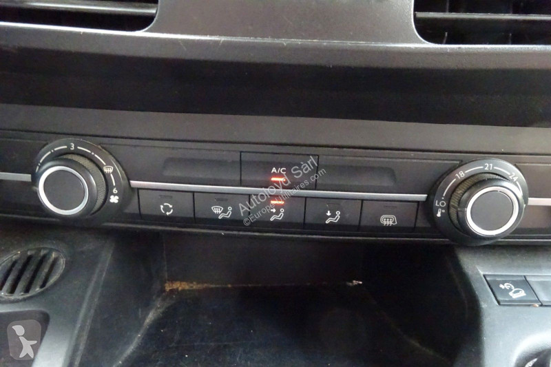 Véhicule utilitaire Peugeot PARTNER 1,5 HDI 100