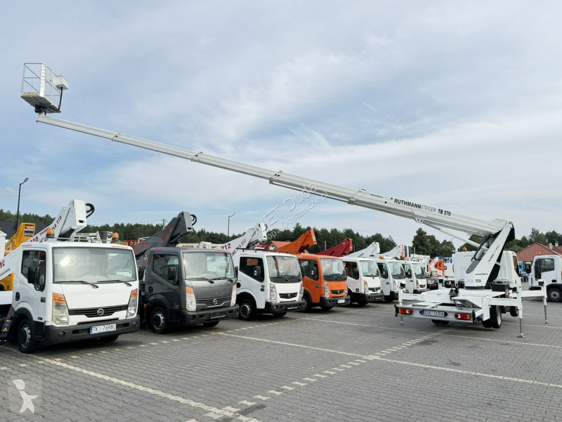 Véhicule utilitaire Nissan