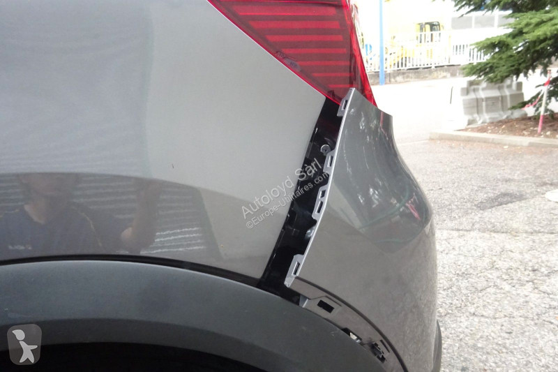 Véhicule utilitaire Mitsubishi 1,6 HYBRID 143 BVA