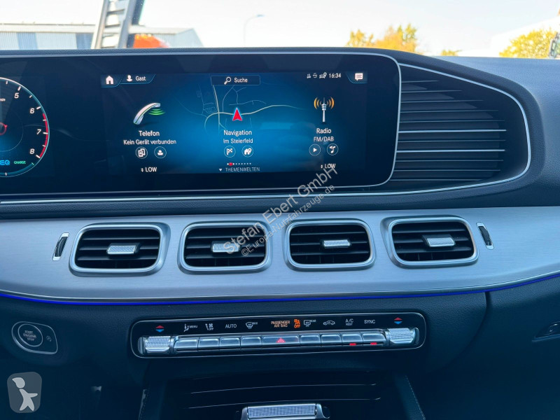 Mercedes 450 AMG...