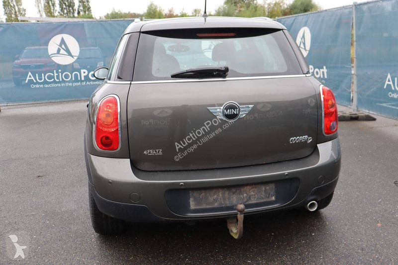 Furgoneta Mini R60
