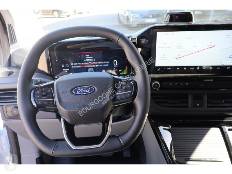 Véhicule utilitaire Ford