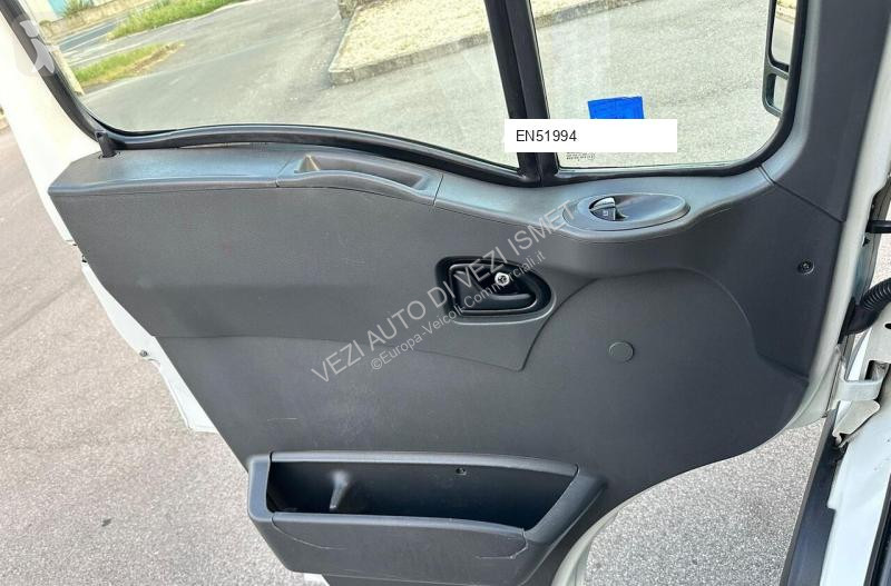 Véhicule utilitaire Iveco 35c17 cc 3.0