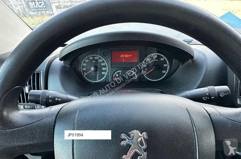 Véhicule utilitaire Peugeot