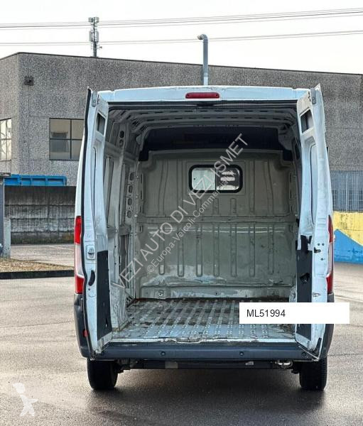 Bedrijfswagen Peugeot BOXER 335 2.0 BLUEHDI