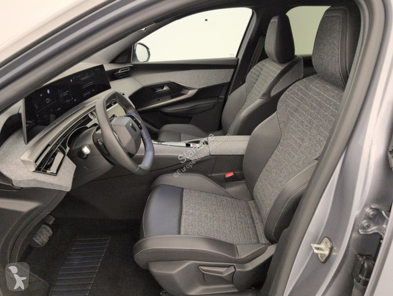 Véhicule utilitaire Peugeot