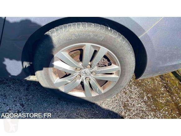 Véhicule utilitaire