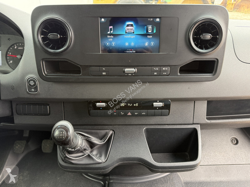 Véhicule utilitaire Mercedes 515 1.9 CDI 150PK...