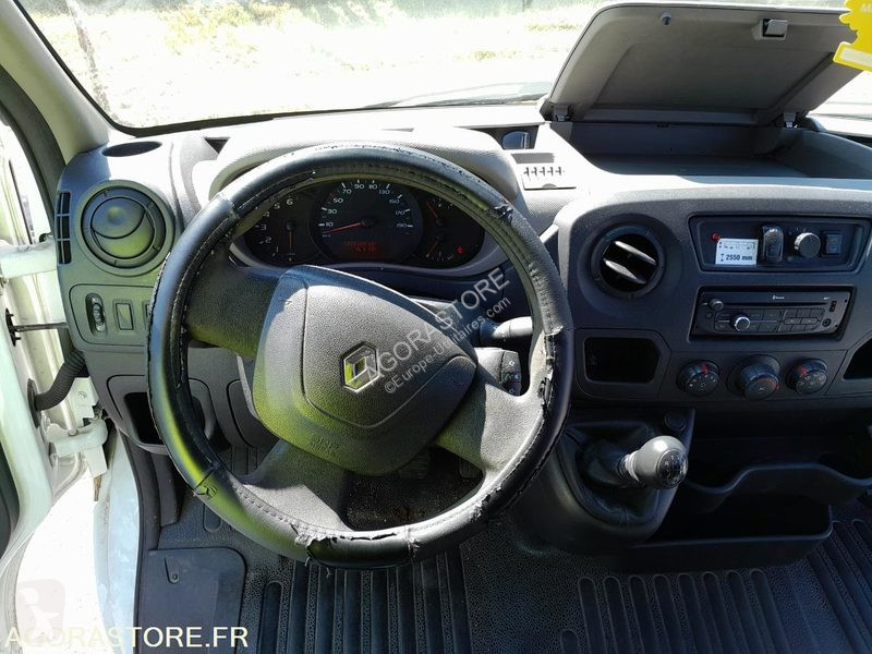Véhicule utilitaire Renault MASTER