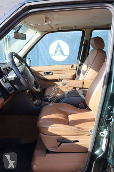 Véhicule utilitaire Land Rover