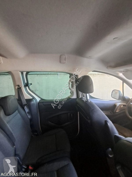 Véhicule utilitaire Citroën BERLINGO