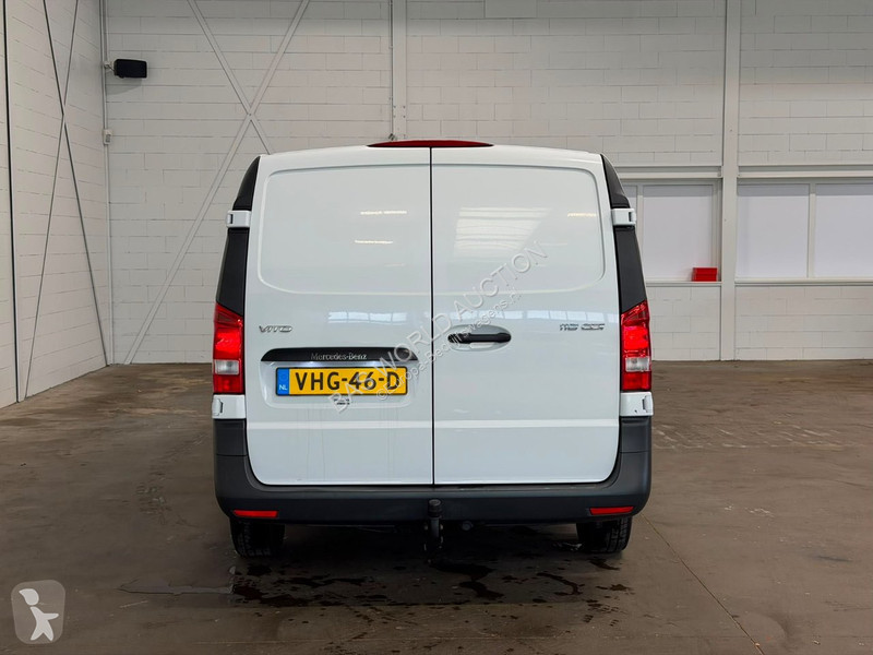 Véhicule utilitaire Mercedes Lang Vito