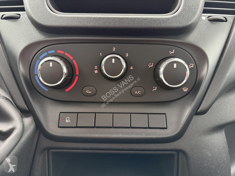 Bedrijfswagen Iveco 35S15 3.0 L4 Open laadbak...